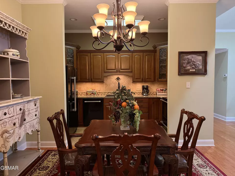 Dining - 915 Fine Glen Drive Dr, Sevierville, TN 37862 photo 4 of 4