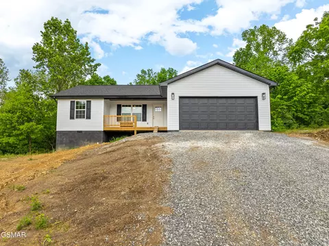 1033 Cedar Ln, Sevierville, TN 37862