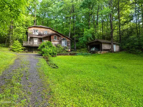 4001 Wears Cove Road Rd, Sevierville, TN 37862