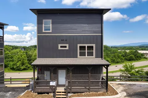 1654 Veterans Blvd UNIT 44, Sevierville, TN 37876