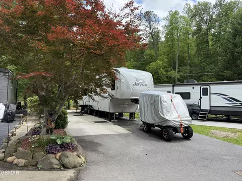4229 E Pkwy #193, Gatlinburg, TN 37738