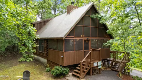 1514 Ridgecrest Dr, Sevierville, TN 37876