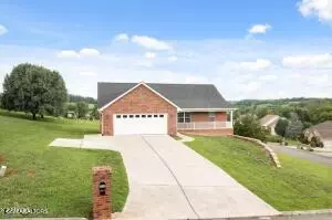 2039 James Rd, Sevierville, TN 37876