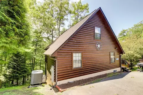1656 Racoon Den Way, Sevierville, TN 37862
