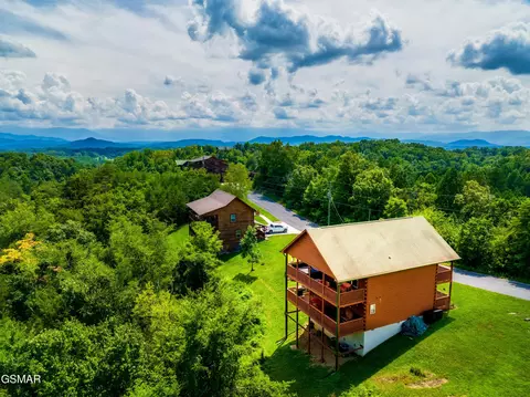 410 Oak Sky Way, Sevierville, TN 37876