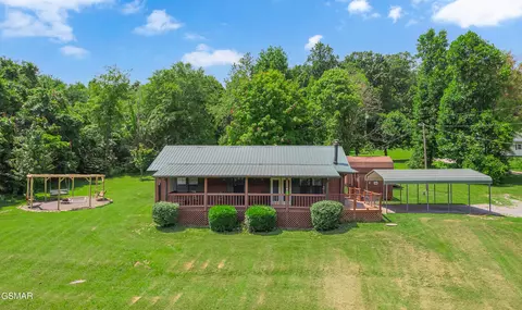 509 Thomas Loop Rd, Sevierville, TN 37876