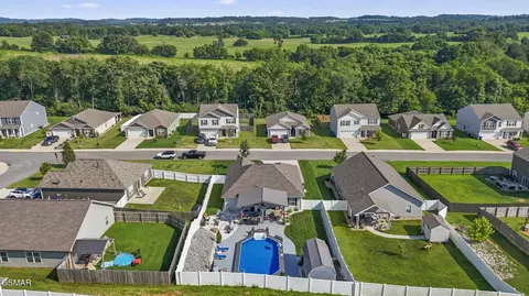 354 Caroline Ct, Talbott, TN 37877 photo 8