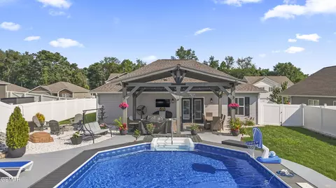 354 Caroline Ct, Talbott, TN 37877 photo 10