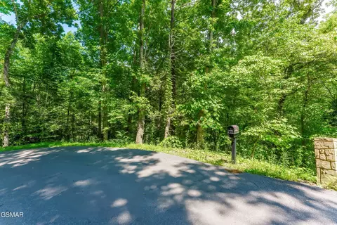 lot3 A Maples Rd, Gatlinburg, TN 37738