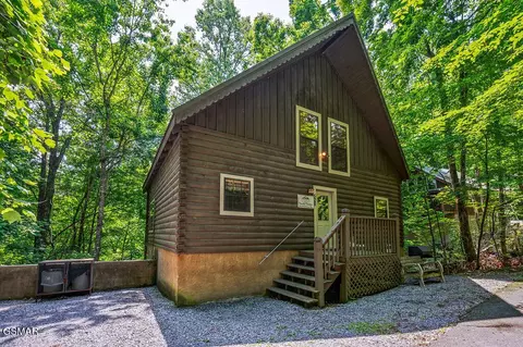 528 Wildwood Forest Way, Sevierville, TN 37876