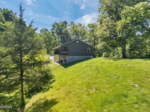 Exterior - 1668 Goodwater Rd, Bybee, TN 37713 photo 3 of 8