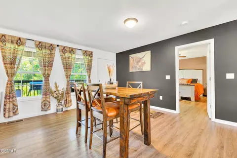 Dining - 1668 Goodwater Rd, Bybee, TN 37713 photo 1 of 2