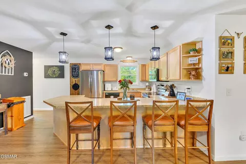 Kitchen - 1668 Goodwater Rd, Bybee, TN 37713 photo 4 of 4