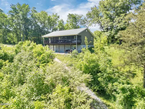 Exterior - 1668 Goodwater Rd, Bybee, TN 37713 photo 5 of 8