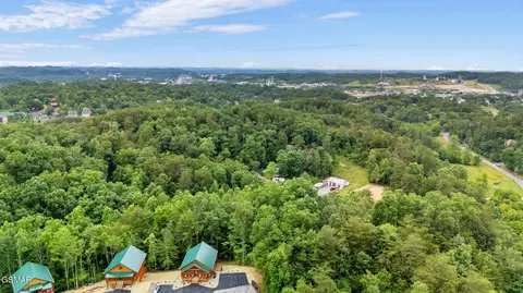 804 String Run Way, Pigeon Forge, TN 37863 photo 29