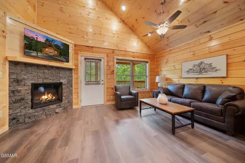 804 String Run Way, Pigeon Forge, TN 37863 photo 20