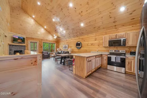 804 String Run Way, Pigeon Forge, TN 37863 photo 4