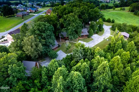 1311 Ina Grace Ln, Sevierville, TN 37862