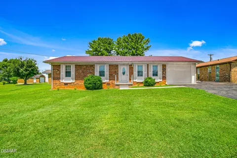 212 Oak Pl, Blountville, TN 37617