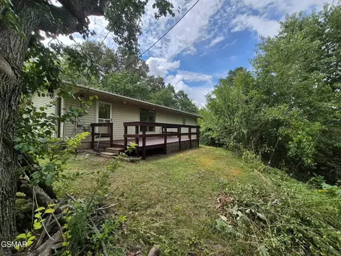 2233 Henderson Springs Rd, Pigeon Forge, TN 37863