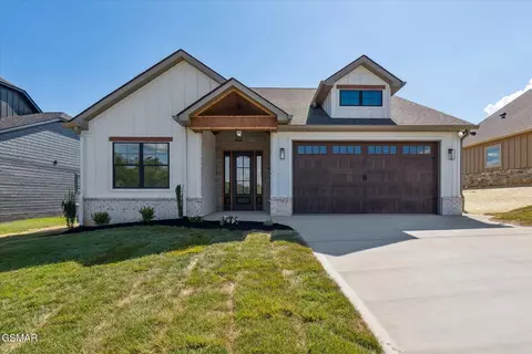 3017 Bridgewater Blvd, Morristown, TN 37814