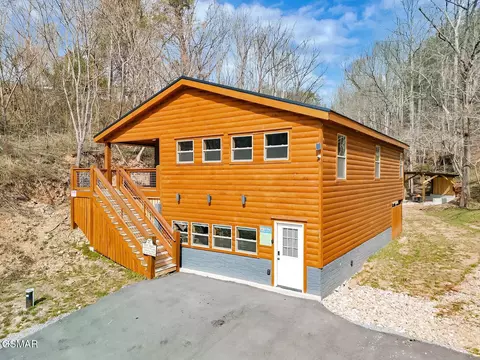 615 Lethco Way, Pigeon Forge, TN 37863