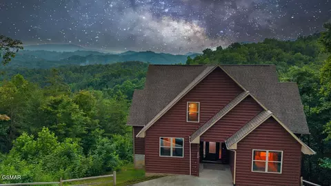 2351 Smoky Vista Way, Sevierville, TN 37862