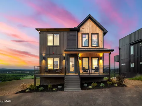 1409 Reedmont Way, Sevierville, TN 37876