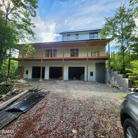815 Penelope Ln, Sevierville, TN 37876