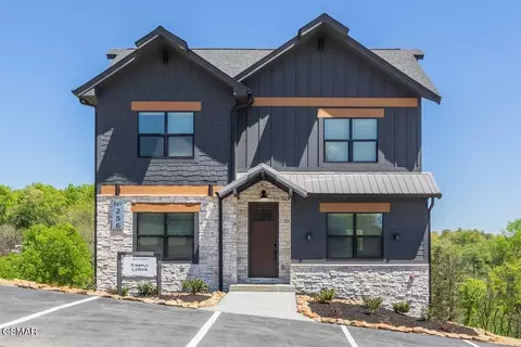 256 Rambling Creek Way, Sevierville, TN 37862