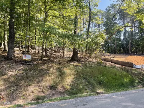 223 Chahyga Cir, Loudon, TN 37774
