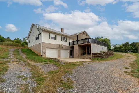 762 Matthews Hollow Rd, Sevierville, TN 37876
