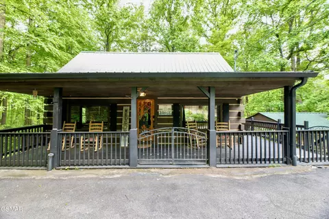 2157 E View Dr, Sevierville, TN 37876
