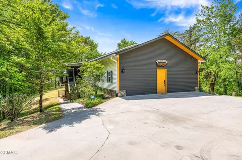 1321 E New Era Rd, Sevierville, TN 37876