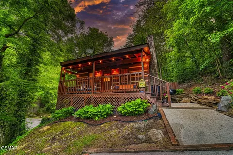 201 Tsali Way, Sevierville, TN 37876