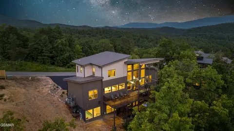 1429 Mountain Ash Way, Sevierville, TN 37876