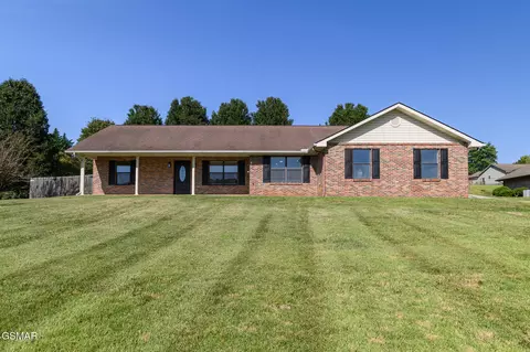2115 Bradley Ln, Sevierville, TN 37876