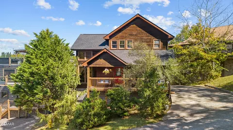 420 Stone Ridge Way, Pigeon Forge, TN 37863