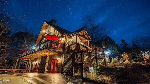 1005 Walini Way, Sevierville, TN 37876