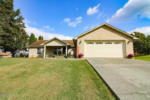 1659 Turtle Dove Trl, Sevierville, TN 37862