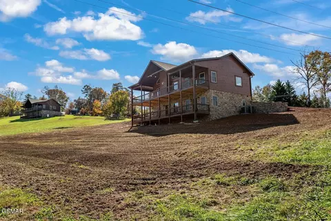 3315 Robeson Rd, Sevierville, TN 37862