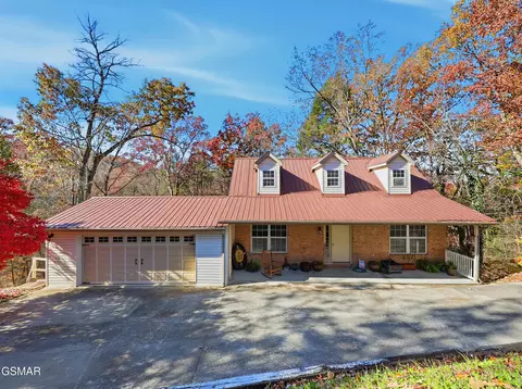 644 Monte Wood Cir, Pigeon Forge, TN 37863