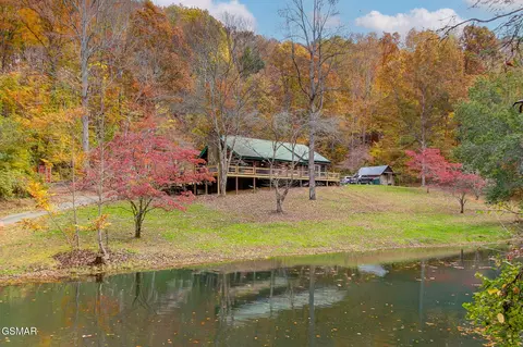 1049 Alpine Rd, Seymour, TN 37865