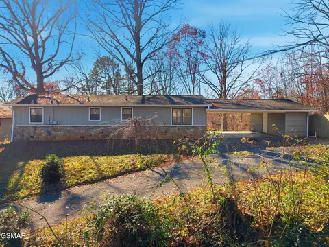1024 Tramel Rd, Sevierville, TN 37862