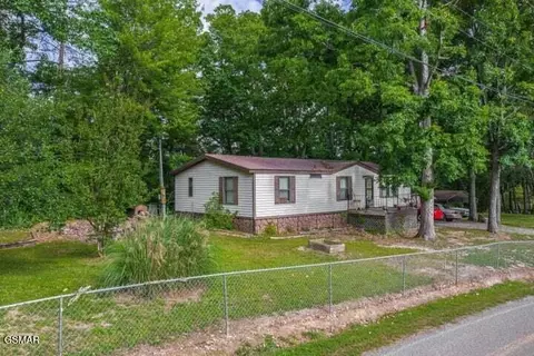 1354 Splashaway Rd, Newport, TN 37821