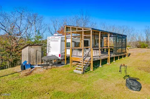 125 Picadilly Way, Parrottsville, TN 37843