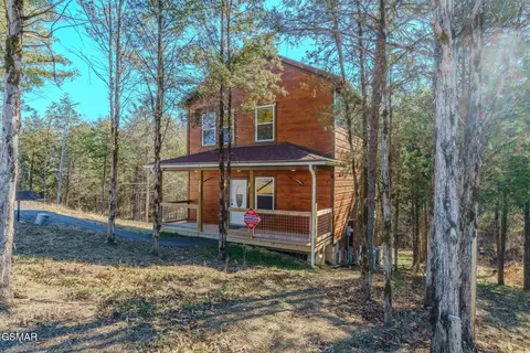 2540 White Timberlake Dr, Sevierville, TN 37876
