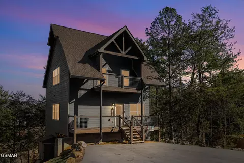 310 Paul Lafollette Way, Sevierville, TN 37876