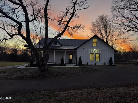 1545 Slover Springs Rd, Dandridge, TN 37725