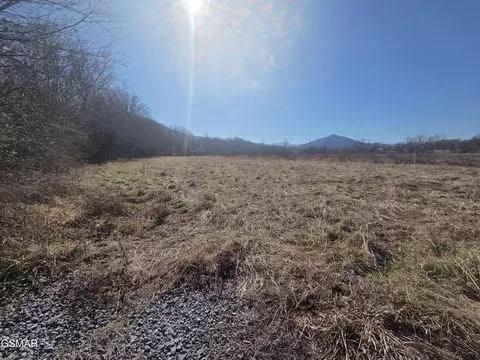 . Wears Valley Rd Off, Sevierville, TN 37862
